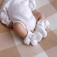 Load image into Gallery viewer, Ollie and Echo | Knitted Baby Botties White