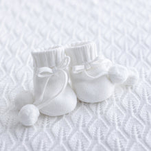 Load image into Gallery viewer, Knitted Baby Booties