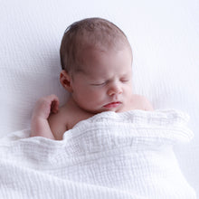 Load image into Gallery viewer, Ollie and Echo | Muslin Frill Swaddle White