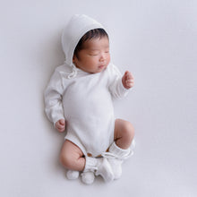 Load image into Gallery viewer, Ollie and Echo | Knitted Newborn Baby Photography Romper Heirloom
