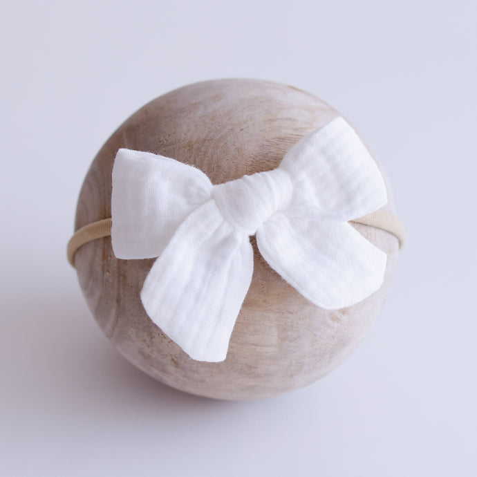 Ollie and Echo | White Muslin Baby Bow